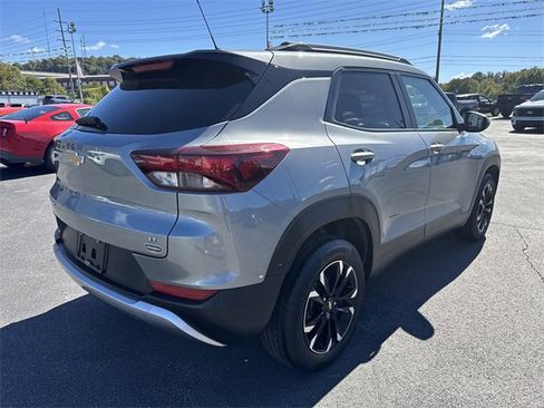 Used 2023 Chevrolet TrailBlazer LT w/ Convenience Package image 4