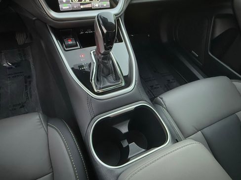 Used 2024 Subaru Outback Onyx Edition image 29