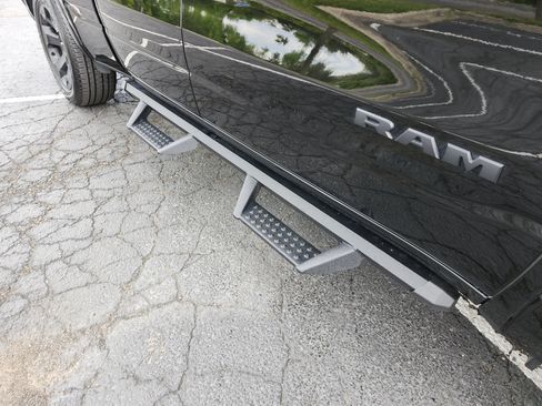 Used 2025 RAM 1500 Big Horn AWD/4WD image 13