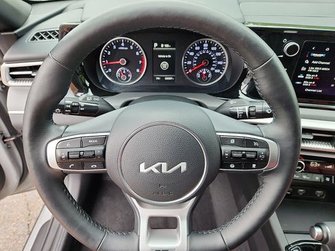 Used 2024 Kia K5 GT-Line AWD/4WD image 20