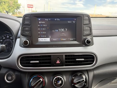 Used 2021 Hyundai Kona SEL Plus w/ Cargo Package FWD image 10