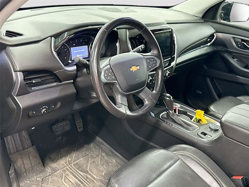 Used 2020 Chevrolet Traverse Premier w/ LPO, Floor Liner Package AWD/4WD image 7