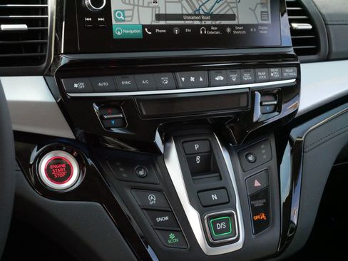 Certified 2026 Honda Odyssey Touring image 23