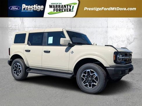 New 2026 Ford Bronco Outer Banks image 1