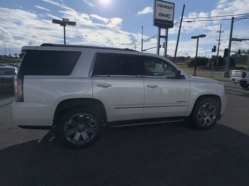 Used 2016 GMC Yukon Denali w/ Open Road Package AWD/4WD image 10