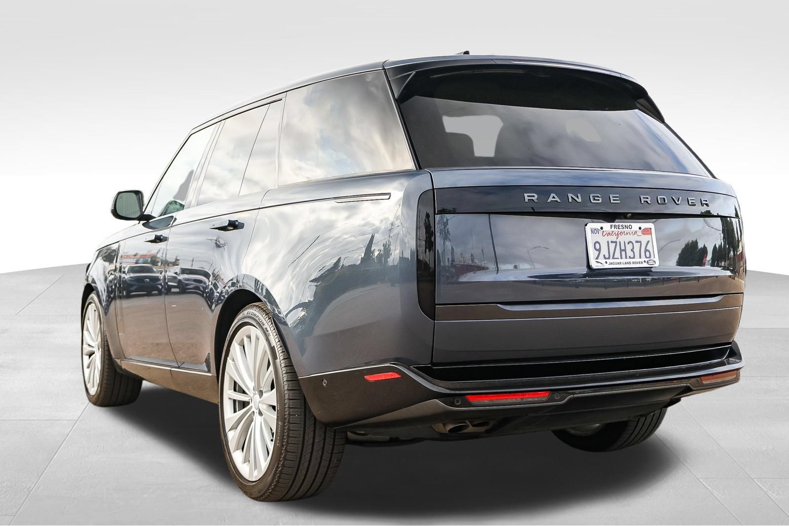 Certified 2024 Land Rover Range Rover SE AWD/4WD image 7