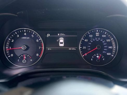 Used 2024 Kia Forte LXS FWD image 14