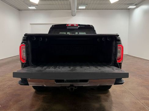 Used 2017 GMC Sierra 1500 SLT image 26