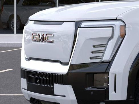 New 2026 GMC Sierra EV Denali AWD/4WD image 13