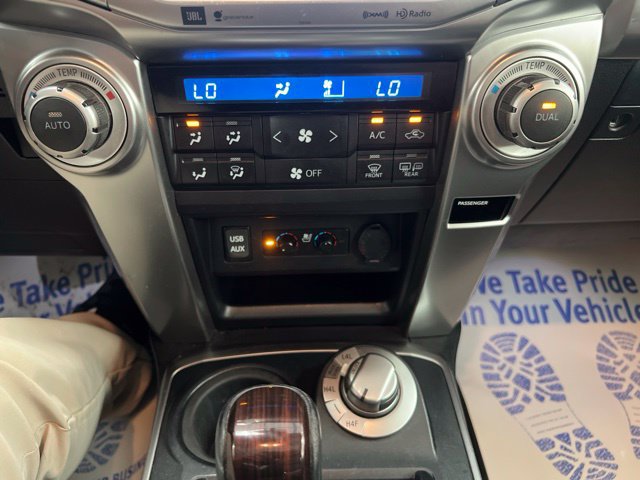 Used 2018 Toyota 4Runner Limited AWD/4WD image 30