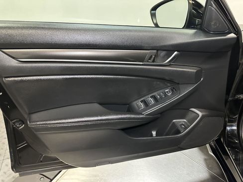Used 2019 Honda Accord Sport image 20