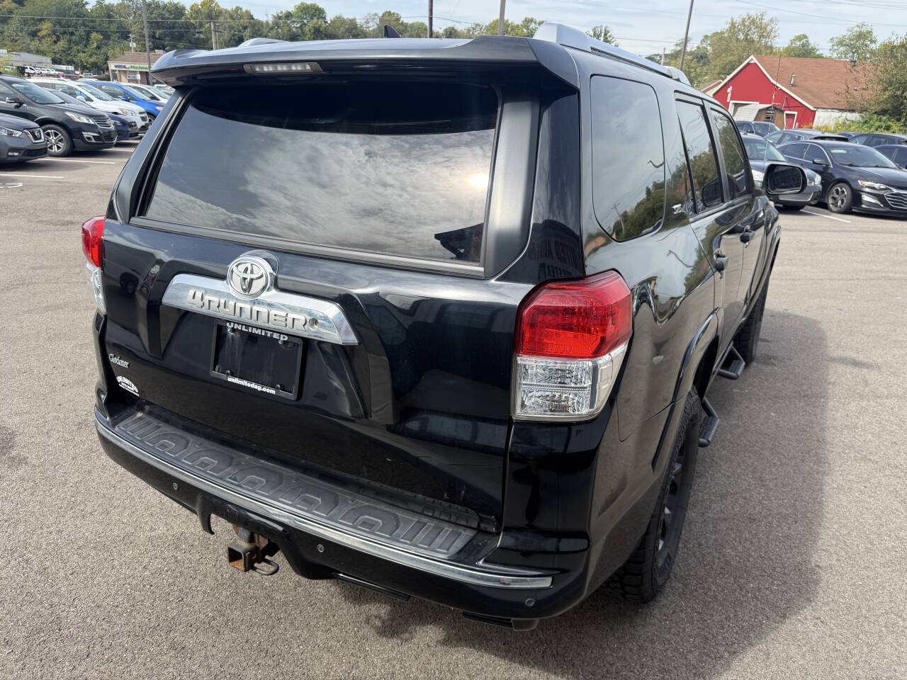 Used 2011 Toyota 4Runner SR5 w/ Premium Pkg w/Leather AWD/4WD image 7