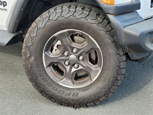 Used 2022 Jeep Wrangler Unlimited Sport image 10