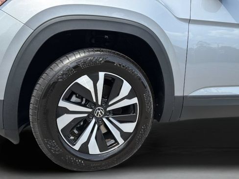 New 2026 Volkswagen Atlas SE FWD image 34
