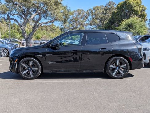 Used 2024 BMW iX xDrive50 w/ Premium Package AWD/4WD image 9