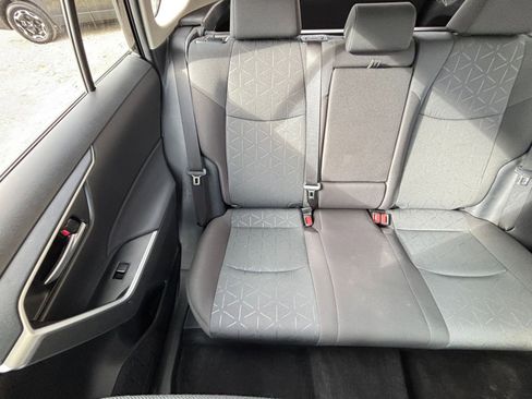 Used 2025 Toyota RAV4 XLE image 38