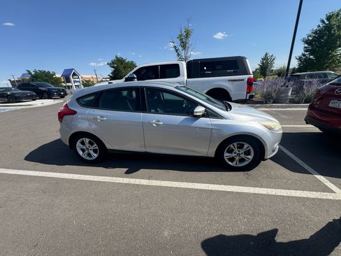 Used 2013 Ford Focus SE FWD image 5