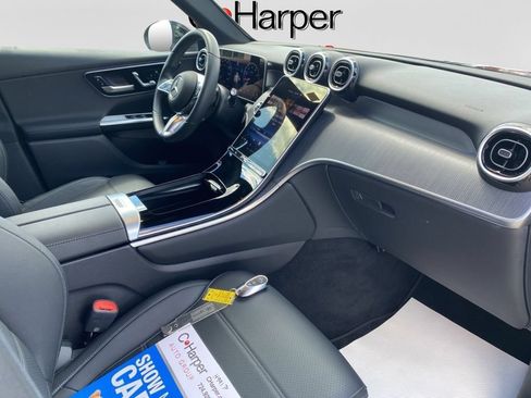 Used 2025 Mercedes-Benz GLC 300 image 10