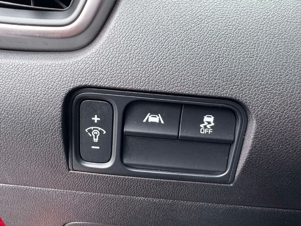 Certified 2023 Kia Sorento LX AWD/4WD image 22