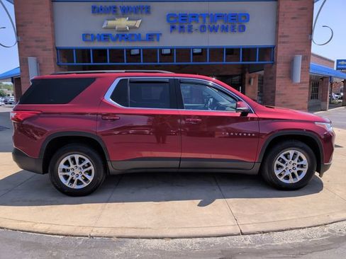 Used 2020 Chevrolet Traverse LT w/ Driver Confidence II Package AWD/4WD image 10