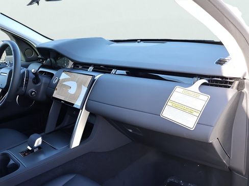 New 2025 Land Rover Discovery Sport S AWD/4WD image 11