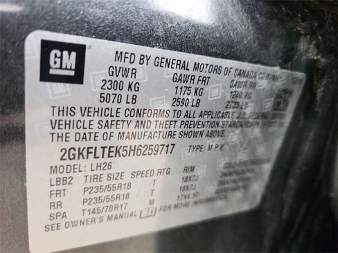 Used 2017 GMC Terrain SLE w/ Driver Alert Package I image 32