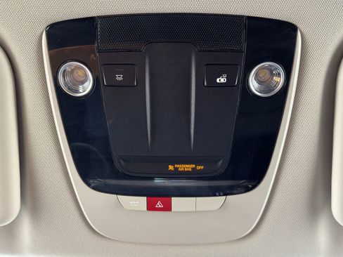 Used 2023 Kia EV6 Wind image 31