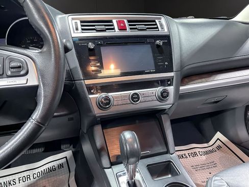 Used 2017 Subaru Outback 2.5i Limited image 21