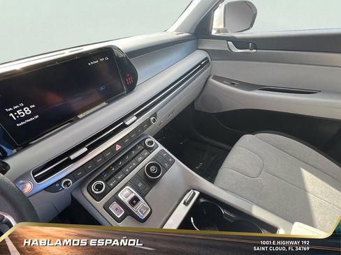 Used 2023 Hyundai Palisade SE image 25