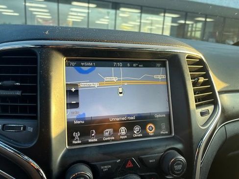 Used 2015 Jeep Grand Cherokee Limited AWD/4WD image 17