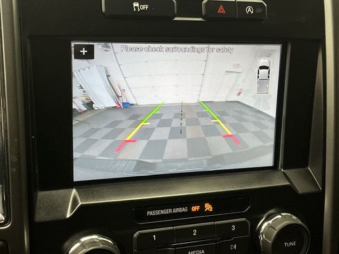 Used 2017 Ford F150 XLT w/ Equipment Group 302A Luxury image 6