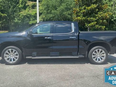 Used 2022 Chevrolet Silverado 1500 High Country w/ Technology Package image 6