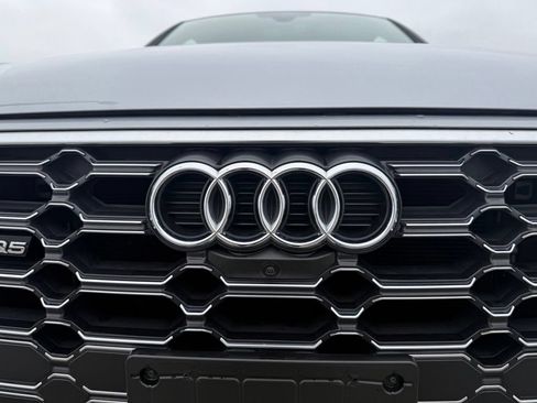 Used 2023 Audi SQ5 Premium Plus w/ Premium Plus Package AWD/4WD image 18
