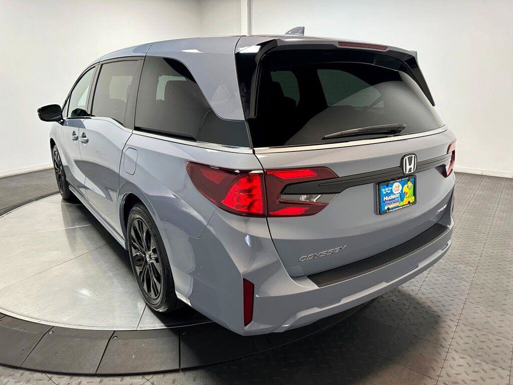 New 2026 Honda Odyssey Sport-L image 6