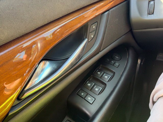 Used 2020 Cadillac Escalade Luxury AWD/4WD image 45