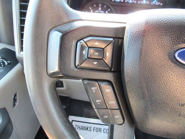 Used 2017 Ford F550 2WD Regular Cab Super Duty image 33