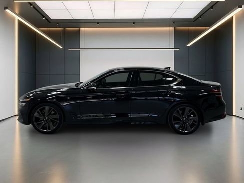 Certified 2022 Genesis G70 2.0T w/ Sport Advanced Package RWD image 2