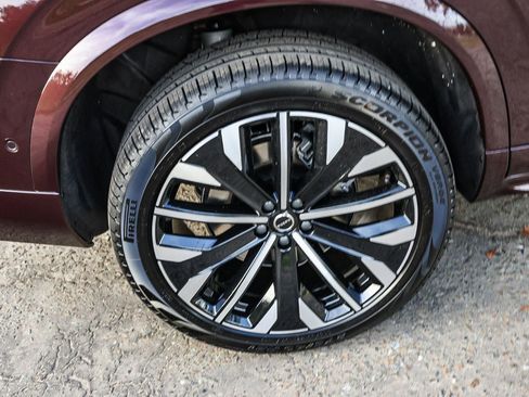 New 2026 Volvo XC90 B5 Plus w/ Protection Package image 12
