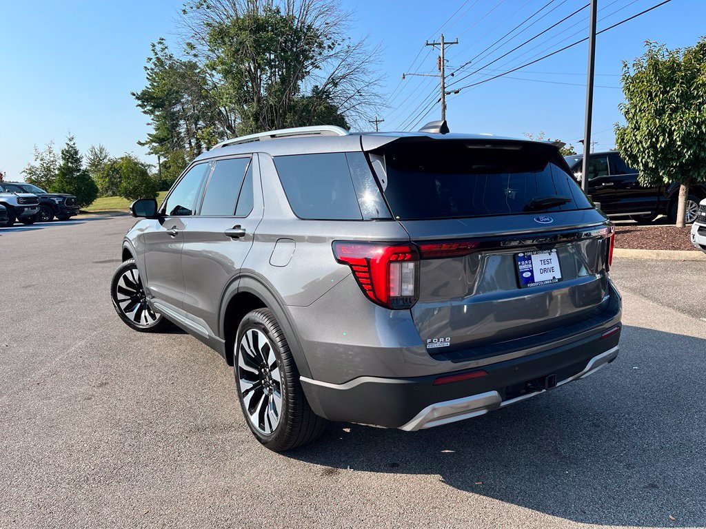 Used 2025 Ford Explorer Platinum w/ LUX Leather Package AWD/4WD image 5