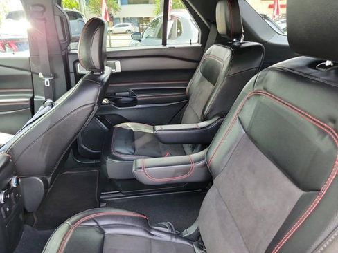 Certified 2023 Ford Explorer ST-Line w/ Class IV Trailer Tow Package RWD image 10