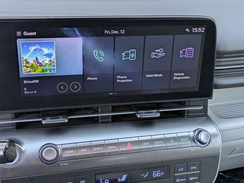 Used 2024 Hyundai Kona SEL image 17