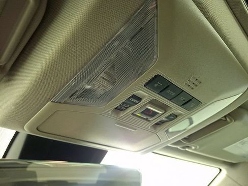 Certified 2025 Toyota RAV4 XLE w/ Convenience Package FWD image 32