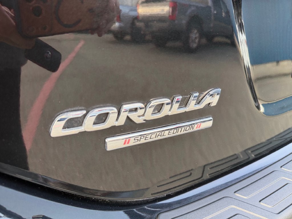 Used 2016 Toyota Corolla S Special Edition FWD image 35