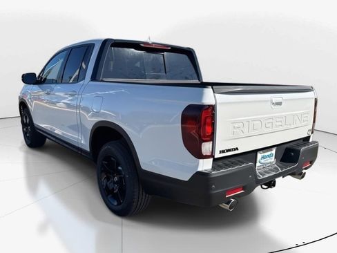 New 2026 Honda Ridgeline Black Edition image 7