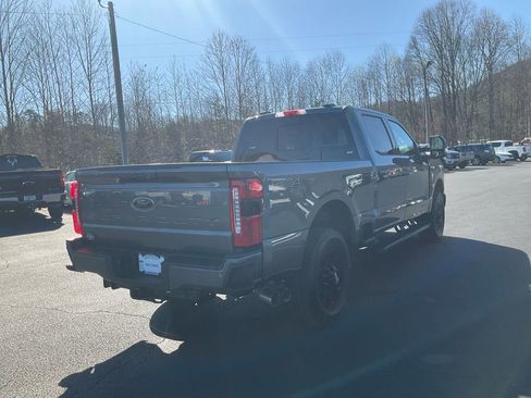 New 2026 Ford F250 Lariat w/ Black Appearance Package AWD/4WD image 5