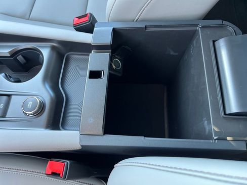 New 2026 Ford Explorer Active w/ Active Comfort Package image 14