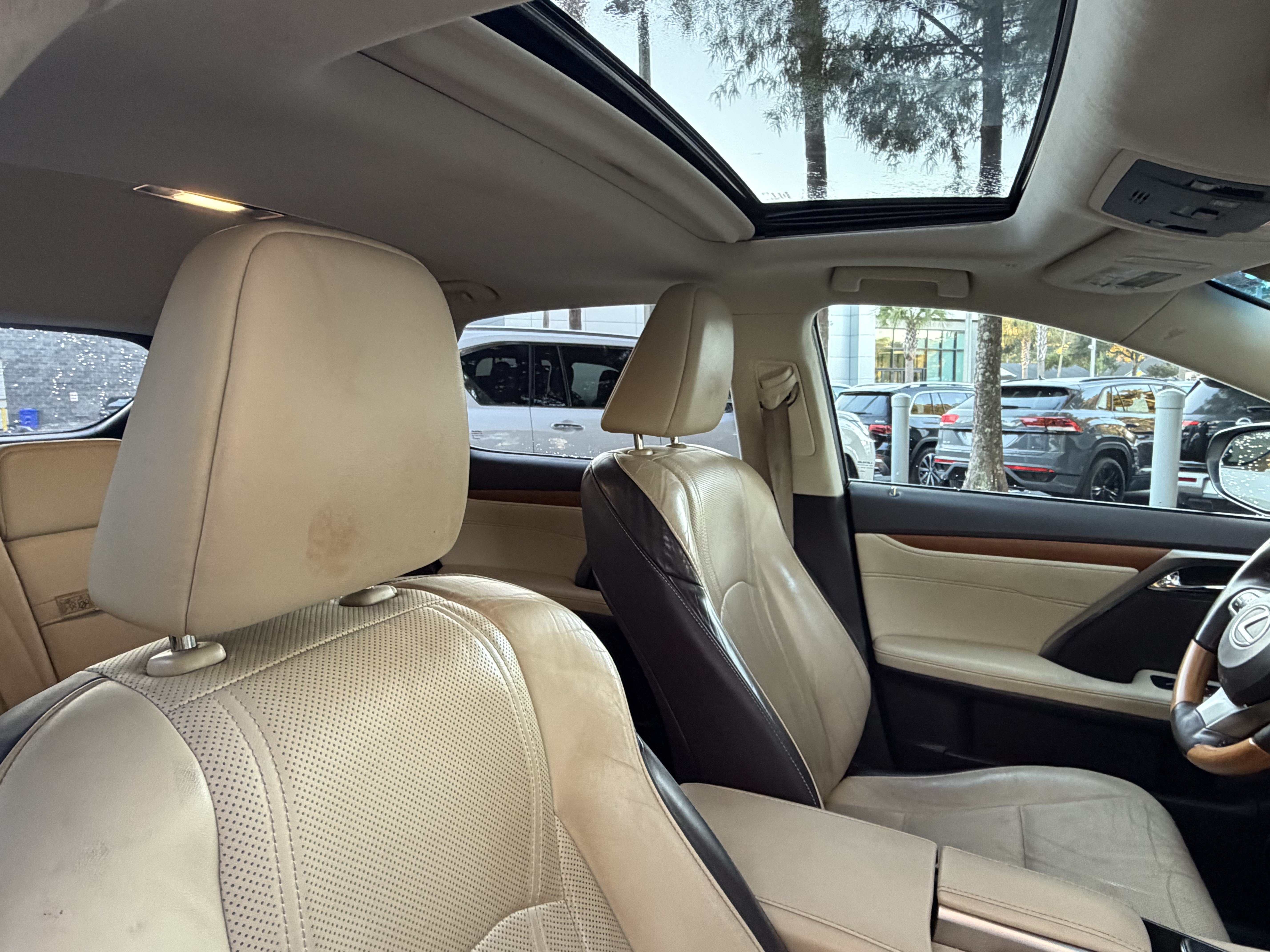 Used 2016 Lexus RX 350 FWD w/ Premium Package image 40