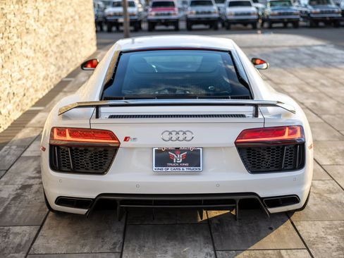 Used 2018 Audi R8 V10 plus image 17