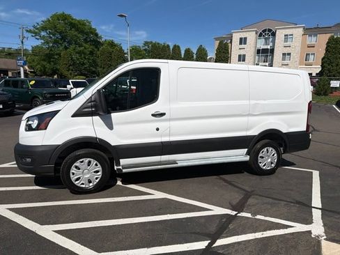 Used 2025 Ford Transit 250 Low Roof w/ Exterior Upgrade Package RWD image 4