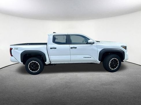 New 2026 Toyota Tacoma TRD Off-Road w/ TRD Off Road Premium Package AWD/4WD image 10